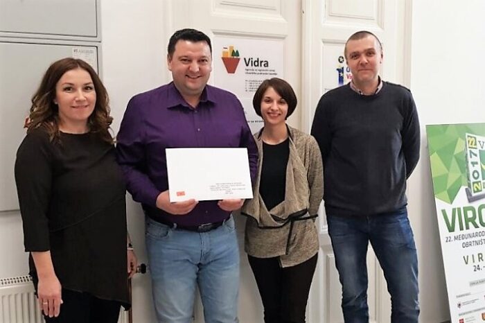 photo-3-002-1-810×480