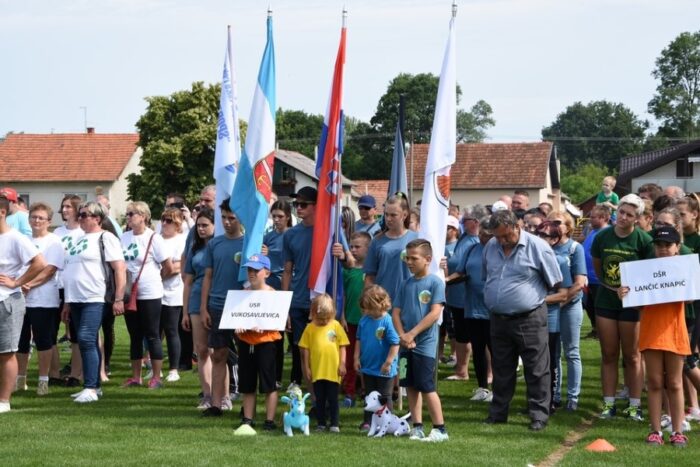 25-hrvatski-festival-sportske-rekreacije-na-selu-u-stefancu-12cc2d5300e175167de40317d2fe7dab_gallery_single_view-Custom