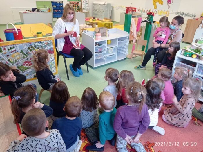 IMG-52ec433872d66f48d3fb84a295d9c28b-V