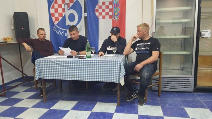 20220319_182332-Custom